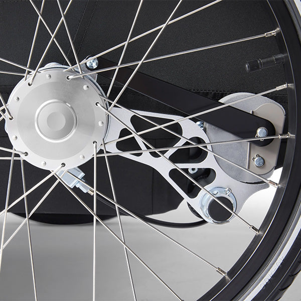 Croozer Yuuna Modularer Fahrradanhänger, Nahaufnahme vom Rad